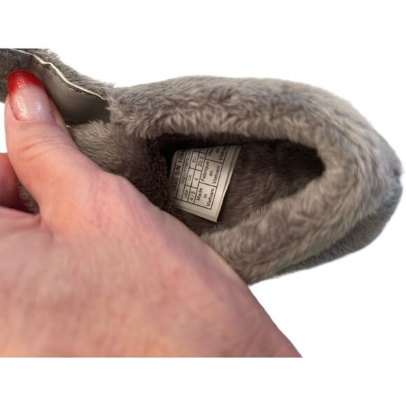 NWOT Infant Plush Ugg No Tie Booties GRAY size 4/5 - Picture 8 of 9